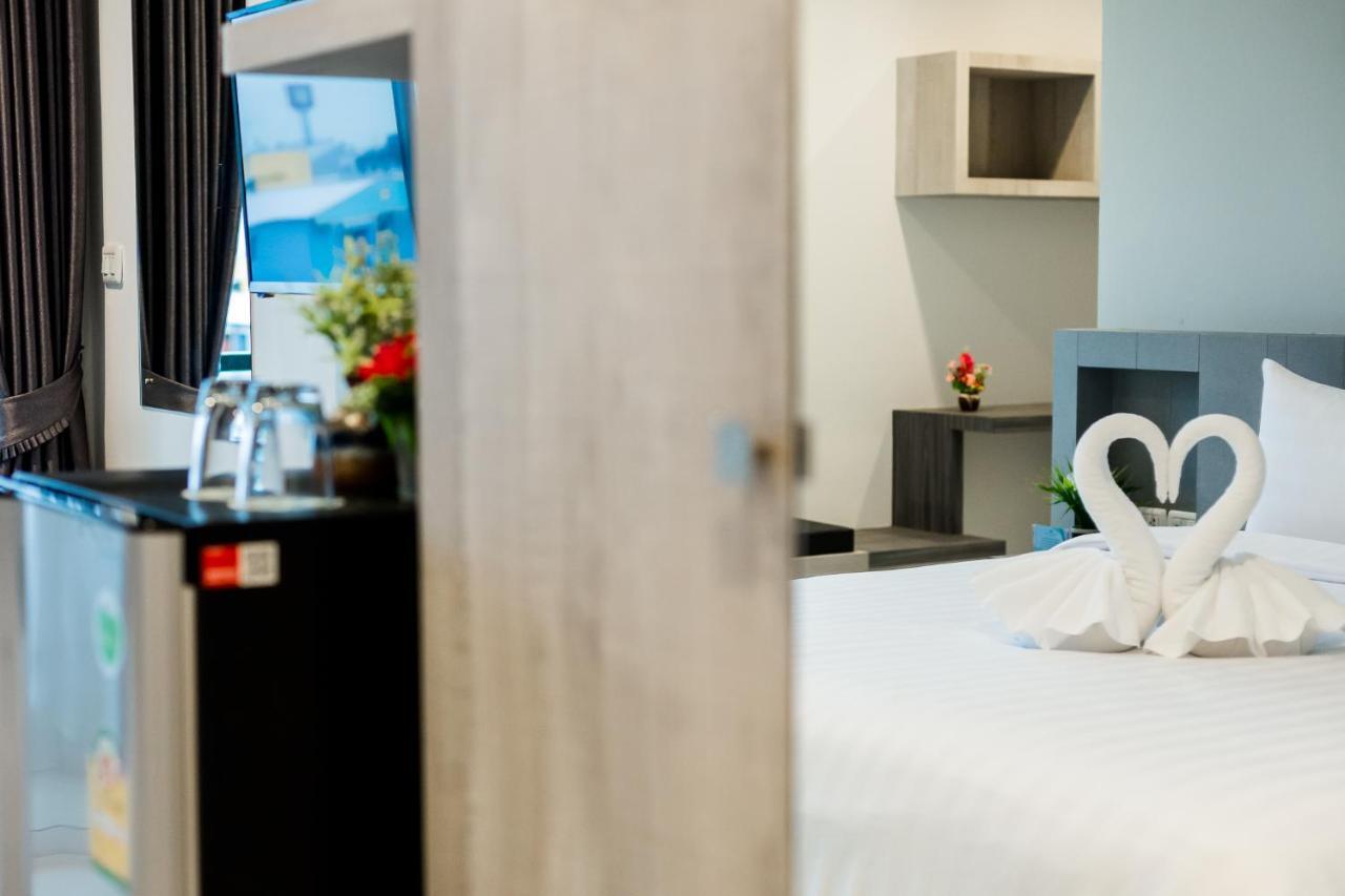 Evergreen Suite Hotel Surat Thani Extérieur photo